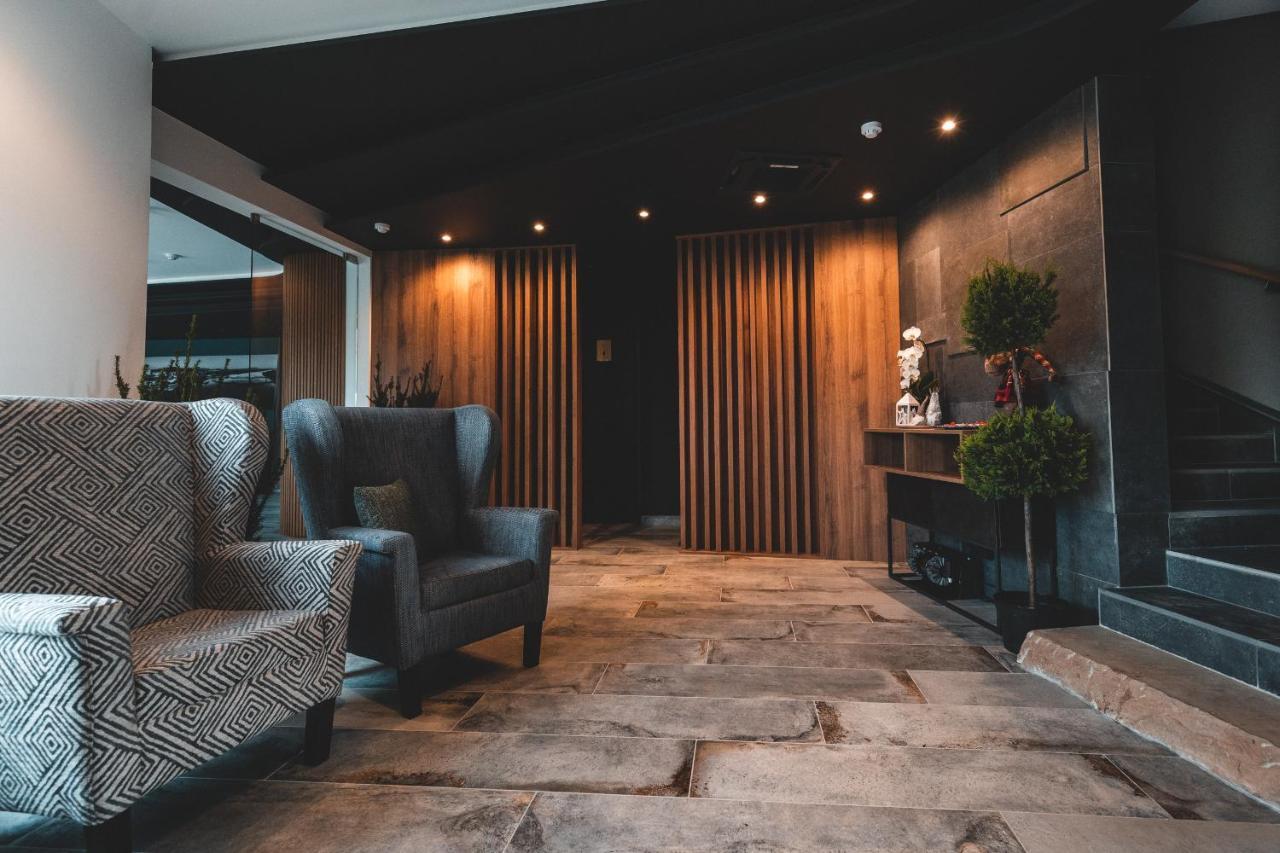 Mediterraneo Luxury Room Эстергом Экстерьер фото