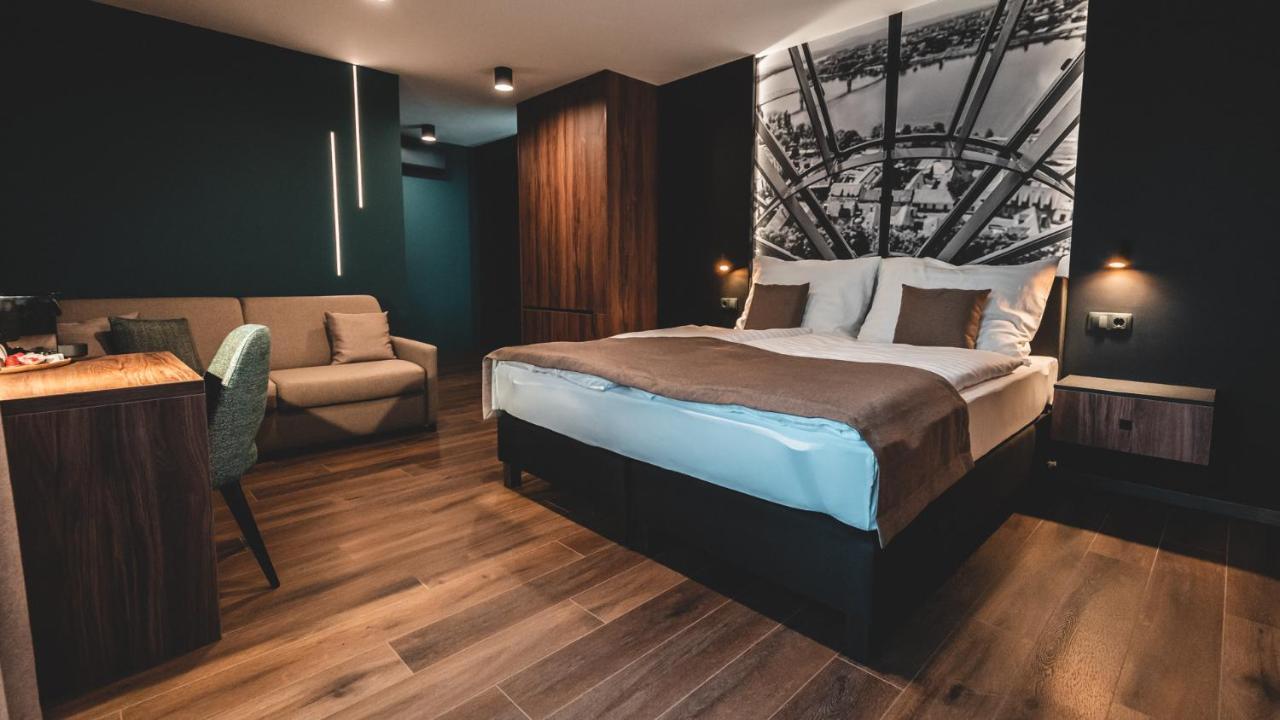 Mediterraneo Luxury Room Эстергом Экстерьер фото