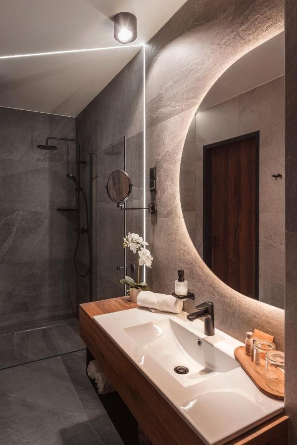 Mediterraneo Luxury Room Эстергом Экстерьер фото